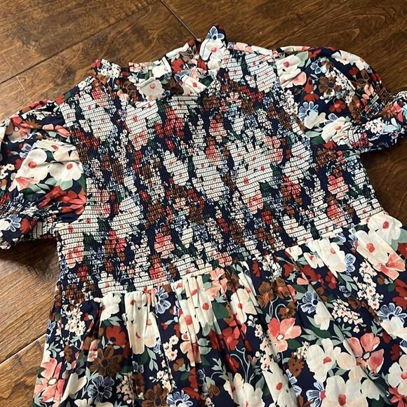 Janie and Jack The Hannah Floral Smocked Puff-Sleeved Dress, size 7 - Picture 2 of 9